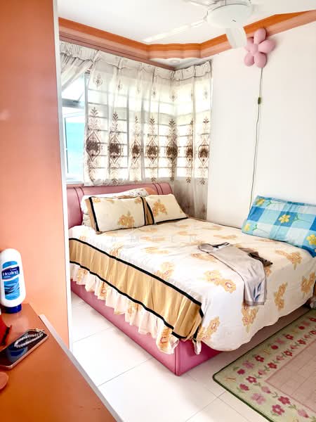 23 Teban Gardens Road, 23 Teban Gardens Road, 3 Bedrooms, 936 sqft, HDB Flat For Sale, by Mohamed Ameen, 500203396 - Bedroom - PropertyGuru.com.sg