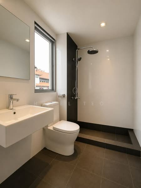 Suites @ Shrewsbury, 84 Shrewsbury Road, 1 Bedroom, 344 sqft, Condominium For Sale, by Hazel Teo, 500203400 - Bathroom - PropertyGuru.com.sg