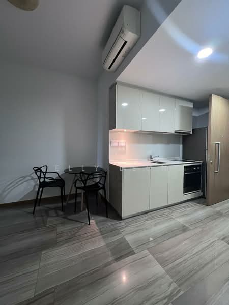 Lakeville, 1 Jurong Lake Link, 2 Bedrooms, 635 sqft, Condominium For Rent, by Kelly Leong, 500203404 - Kitchen - PropertyGuru.com.sg