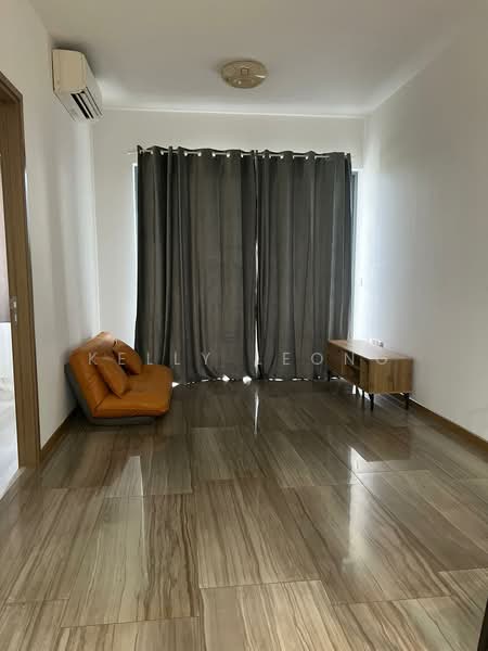 Lakeville, 1 Jurong Lake Link, 2 Bedrooms, 635 sqft, Condominium For Rent, by Kelly Leong, 500203404 - Living Room - PropertyGuru.com.sg