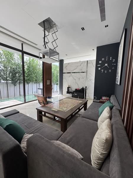 GOODMAN ROAD, GOODMAN ROAD, East Coast / Marine Parade, 6 Bedrooms, 9,000 sqft, Detached House For Sale, by Jeslyn Leow, 500203411 - Living Room - PropertyGuru.com.sg