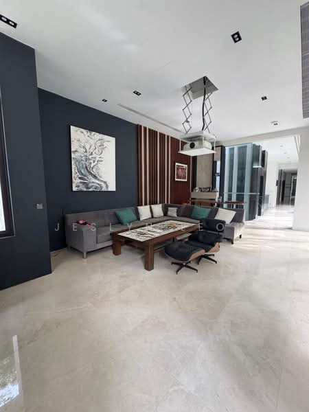 GOODMAN ROAD, GOODMAN ROAD, East Coast / Marine Parade, 6 Bedrooms, 9,000 sqft, Detached House For Sale, by Jeslyn Leow, 500203411 - Living Room - PropertyGuru.com.sg