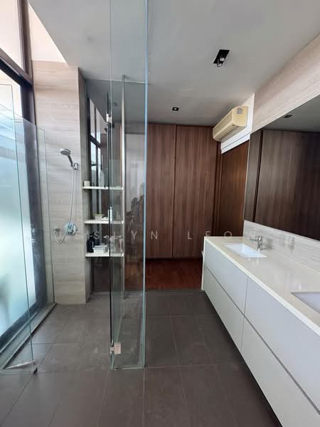 GOODMAN ROAD, GOODMAN ROAD, East Coast / Marine Parade, 6 Bedrooms, 9,000 sqft, Detached House For Sale, by Jeslyn Leow, 500203411 - Bathroom - PropertyGuru.com.sg