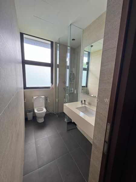 GOODMAN ROAD, GOODMAN ROAD, East Coast / Marine Parade, 6 Bedrooms, 9,000 sqft, Detached House For Sale, by Jeslyn Leow, 500203411 - Bathroom - PropertyGuru.com.sg