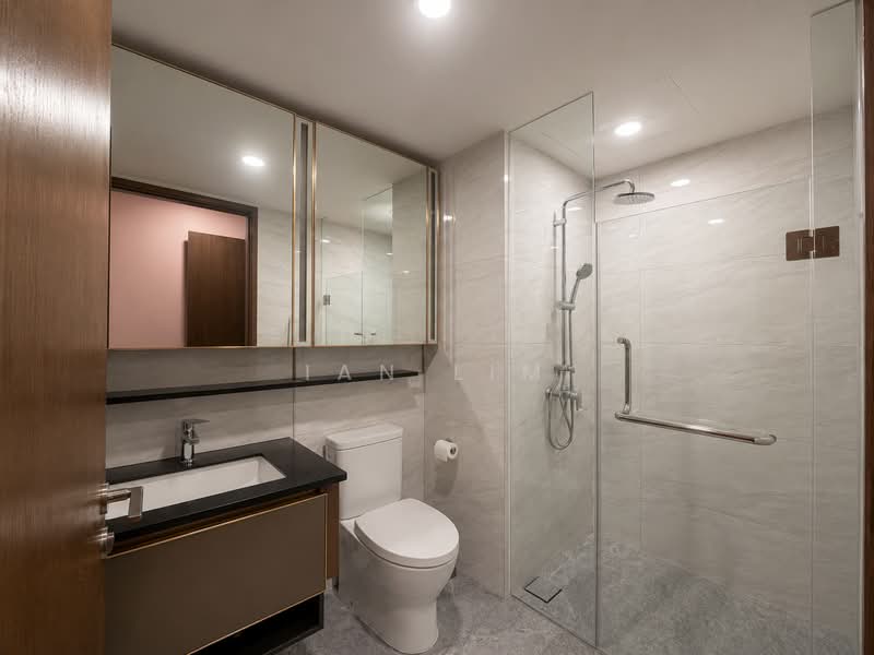 Normanton Park, 61 Normanton Park, 3 Bedrooms, 915 sqft, Condominium For Sale, by Ian Lim, 500203412 - Bathroom - PropertyGuru.com.sg