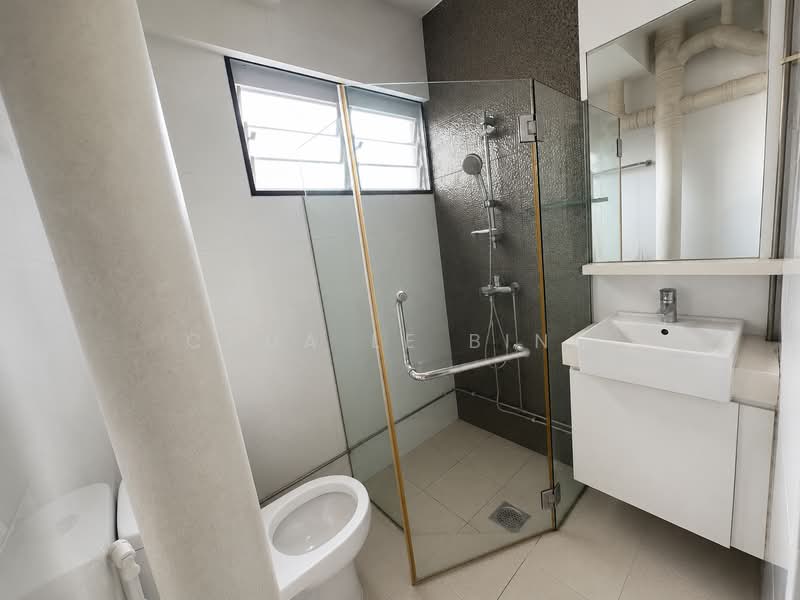 104 Potong Pasir Avenue 1, 104 Potong Pasir Avenue 1, 2 Bedrooms, 797 sqft, HDB Flat For Sale, by Chua Le Bing, 500203416 - Bathroom - PropertyGuru.com.sg