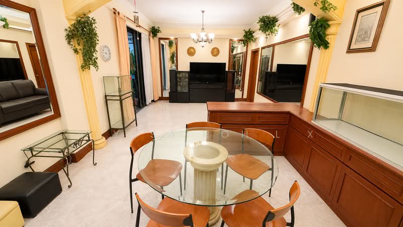 Aston Mansions, 3 Lorong 42 Geylang, 3 Bedrooms, 1,216 sqft, Apartment For Sale, by Alyssa Koh L X, 500203435 - Living Room - PropertyGuru.com.sg