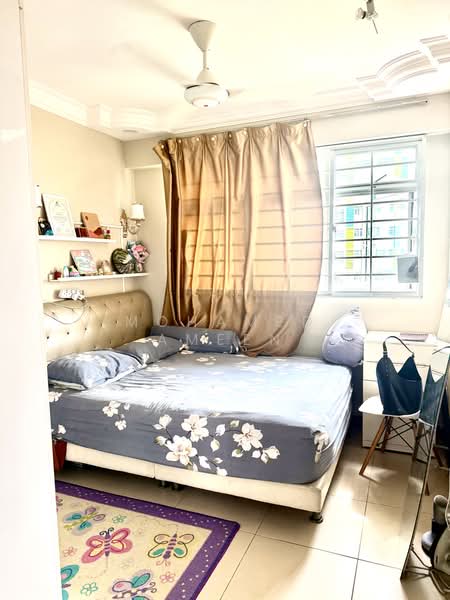 23 Teban Gardens Road, 23 Teban Gardens Road, 3 Bedrooms, 936 sqft, HDB Flat For Sale, by Mohamed Ameen, 500203442 - Bedroom - PropertyGuru.com.sg