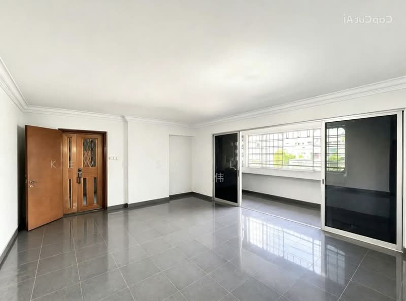 831 Jurong West Street 81, 831 Jurong West Street 81, 4 Bedrooms, 1,500 sqft, HDB Flat For Sale, by Kevin Soh Lee Wee 苏立伟, 500203450 - Entrance - PropertyGuru.com.sg