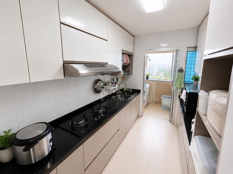 988C Buangkok Green, 988C Buangkok Green, 3 Bedrooms, 1,001 sqft, HDB Flat For Sale, by Mark Hong, 500203463 - Kitchen - PropertyGuru.com.sg