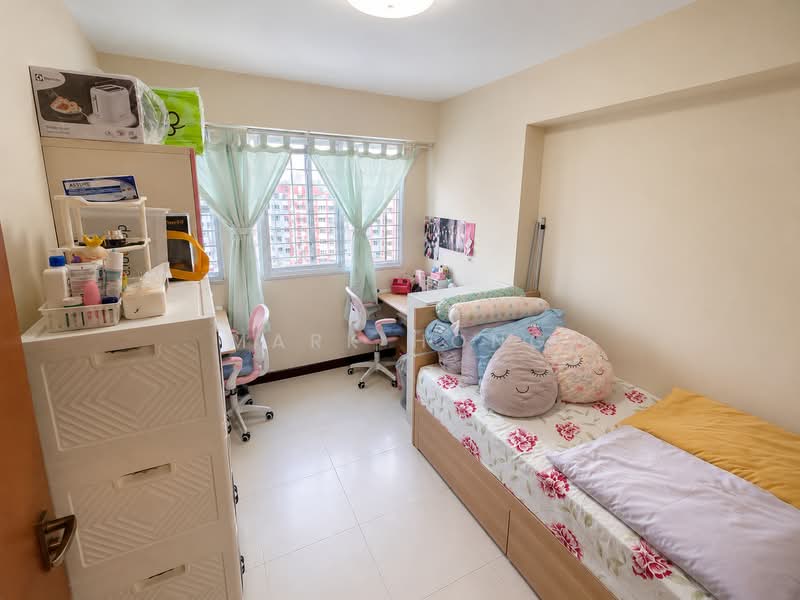 988C Buangkok Green, 988C Buangkok Green, 3 Bedrooms, 1,001 sqft, HDB Flat For Sale, by Mark Hong, 500203463 - Bedroom - PropertyGuru.com.sg