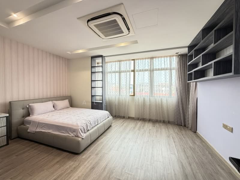 Cheap! 3.5sty Modern Bungalow, Home Lift, Reno, Move in cond, Convenient, Don't Missed!, Upper East Coast Estate, Bedok Estate, Changi Road Estate, 7 Bedrooms, 7,000 sqft, Bungalow House For Sale, by Alex Ng, 500203468 - Bedroom - PropertyGuru.com.sg