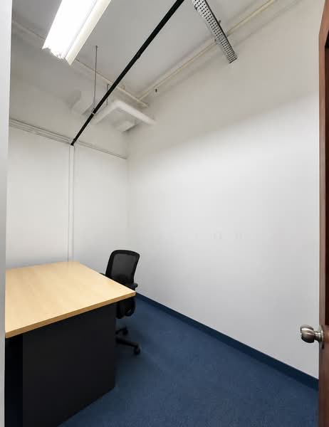 Ubi Techpark, 10 Ubi Crescent, 1,313 sqft, Light Industrial (B1) For Sale, by Maria Loh, 500203473 - meeting cum store room - CommercialGuru.com.sg