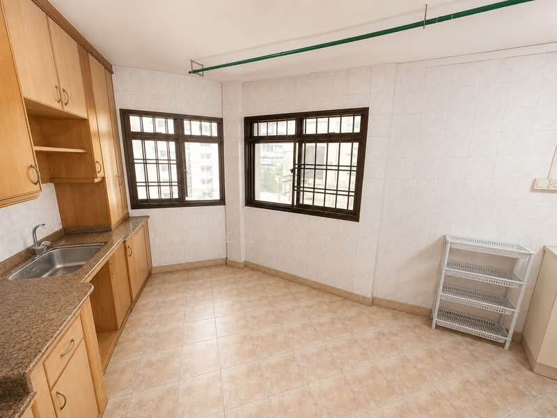 663C Jurong West Street 65, 663C Jurong West Street 65, 3 Bedrooms, 1,184 sqft, HDB Flat For Sale, by Nigel Chow, 500203476 - Kitchen - PropertyGuru.com.sg