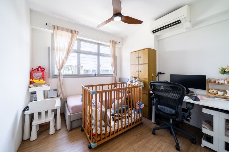 613A Tampines North Drive 1, 613A Tampines North Drive 1, 2 Bedrooms, 743 sqft, HDB Flat For Sale, by Jessin Chua, 500203477 - Bedroom - PropertyGuru.com.sg
