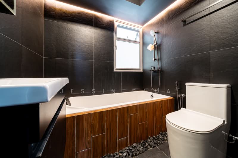 613A Tampines North Drive 1, 613A Tampines North Drive 1, 2 Bedrooms, 743 sqft, HDB Flat For Sale, by Jessin Chua, 500203477 - Bathroom - PropertyGuru.com.sg