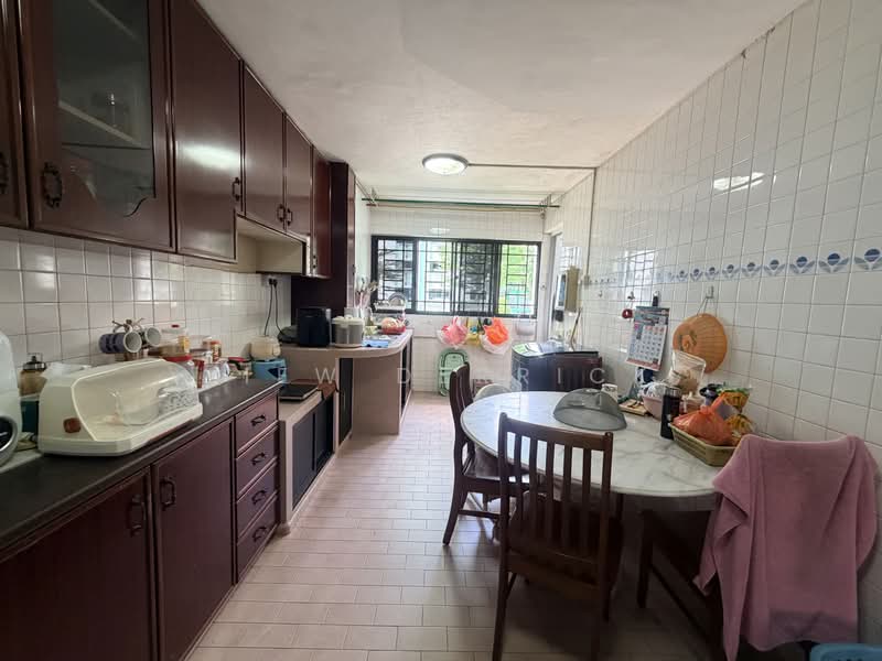 621 Ang Mo Kio Avenue 9, 621 Ang Mo Kio Avenue 9, 3 Bedrooms, 990 sqft, HDB Flat For Sale, by Liew Derrick, 500203481 - Kitchen - PropertyGuru.com.sg