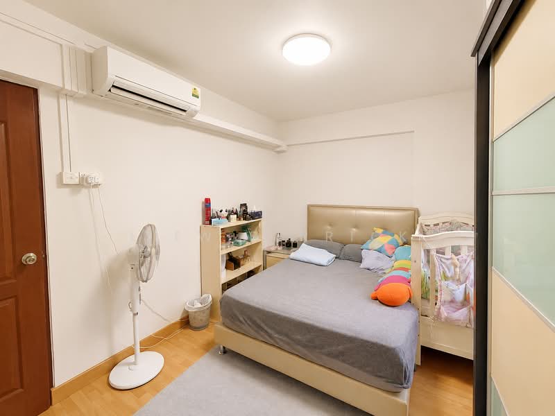 621 Ang Mo Kio Avenue 9, 621 Ang Mo Kio Avenue 9, 3 Bedrooms, 990 sqft, HDB Flat For Sale, by Liew Derrick, 500203481 - Bedroom - PropertyGuru.com.sg