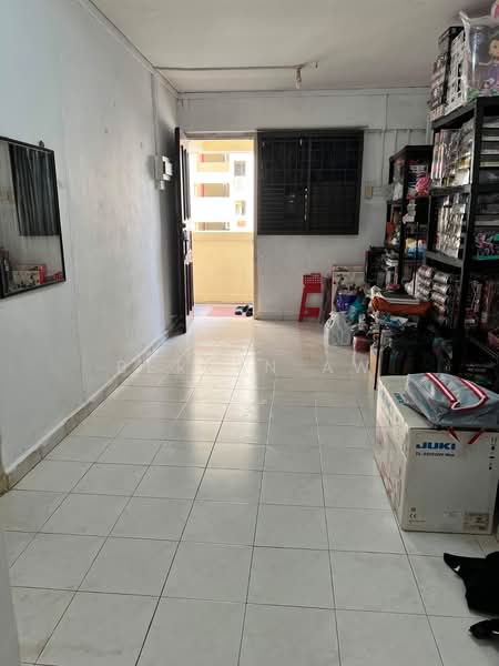805 King George's Avenue, 805 King George's Avenue, 1 Bedroom, 474 sqft, HDB Flat For Sale, by Berlyn Aw, 500203487 - Corridor - PropertyGuru.com.sg