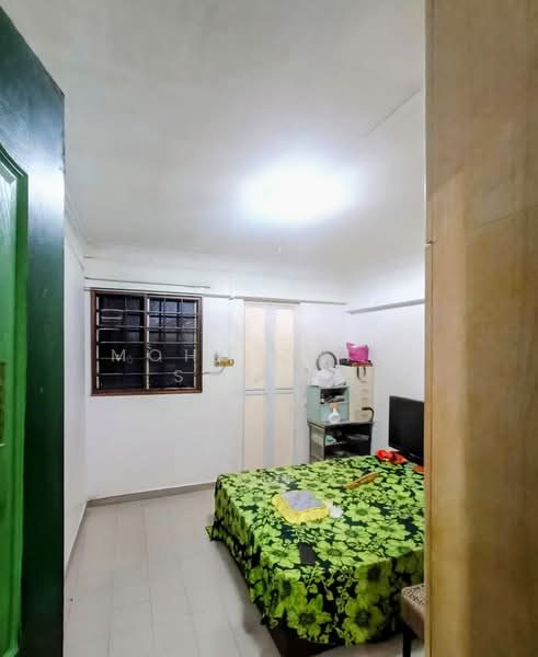 853 Woodlands Street 83, 853 Woodlands Street 83, 3 Bedrooms, 904 sqft, HDB Flat For Sale, by Mohd Zaini Sardek, 500203488 - Bedroom - PropertyGuru.com.sg