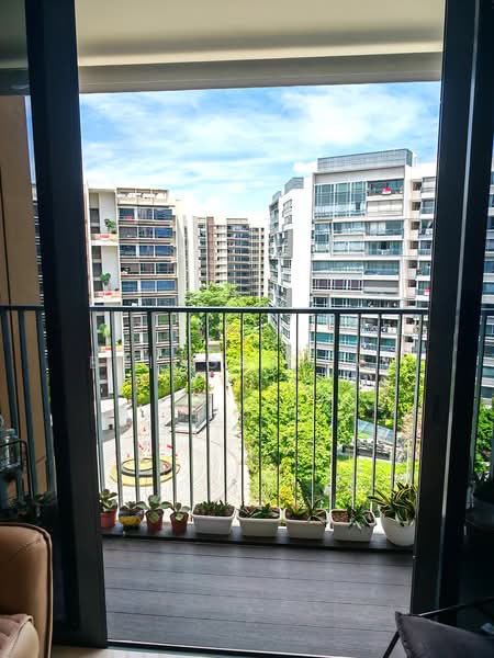 Coco Palms, 15 Pasir Ris Grove, 2 Bedrooms, 743 sqft, Condominium For Sale, by Bridget Tan, 500203503 - Balcony - PropertyGuru.com.sg