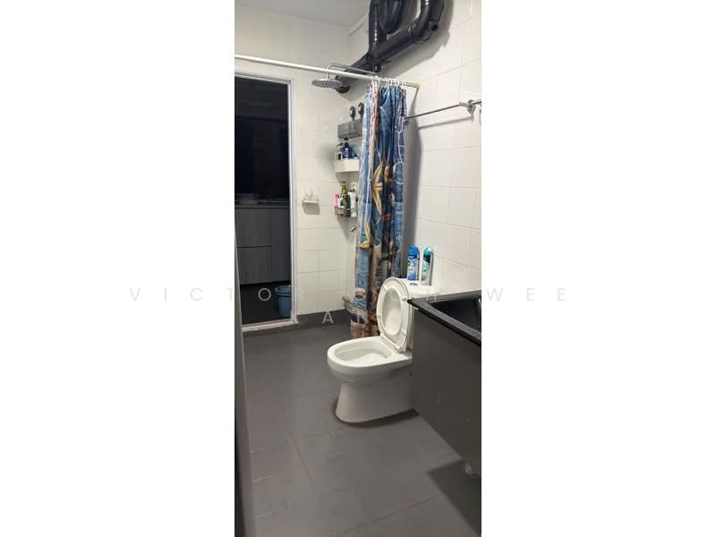 663 Choa Chu Kang Crescent, 663 Choa Chu Kang Crescent, Room Rental, 146 sqft, HDB Flat For Rent, by Victor Goh Wee Kang, 500203505 - Bathroom - PropertyGuru.com.sg