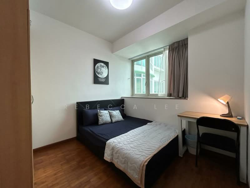 Queens, 16 Stirling Road, Room Rental, 250 sqft, Condominium For Rent, by Rebecca Lee, 500203507 - Bedroom - PropertyGuru.com.sg