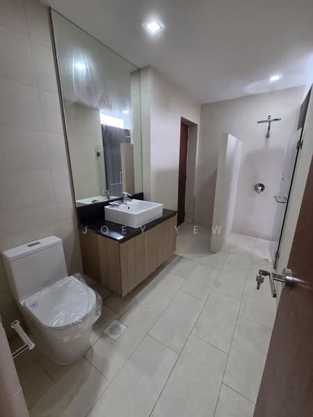 Seletar Hills Estate, Saraca Road, 6 Bedrooms, 4,200 sqft, Bungalow House For Rent, by Joey Yew, 500203522 - Bathroom - PropertyGuru.com.sg