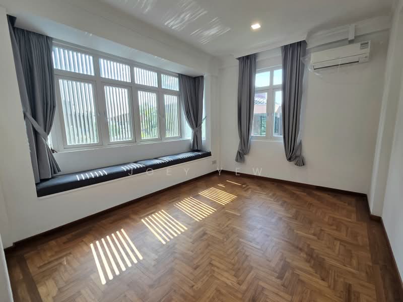 Seletar Hills Estate, Saraca Road, 5 Bedrooms, 4,200 sqft, Bungalow House For Rent, by Joey Yew, 500203522 - 2nd Floor (Room #2) - PropertyGuru.com.sg