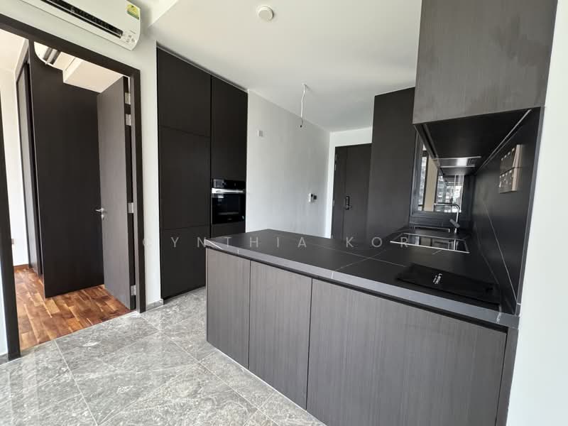 Hyll on Holland, 99 Holland Road, 2 Bedrooms, 700 sqft, Condominium For Rent, by Cynthia Kor, 500203523 - Kitchen - PropertyGuru.com.sg