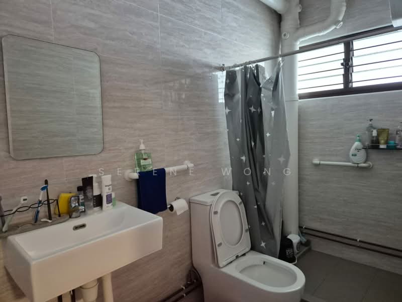 836 Yishun Street 81, 836 Yishun Street 81, 3 Bedrooms, 1,572 sqft, HDB Flat For Sale, by Serene Wong, 500203525 - Bathroom - PropertyGuru.com.sg