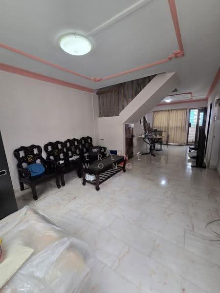 836 Yishun Street 81, 836 Yishun Street 81, Sembawang / Yishun, 4 Bedrooms, 1,572 sqft, HDB Flat For Sale, by Serene Wong, 500203525 - Living Room - PropertyGuru.com.sg
