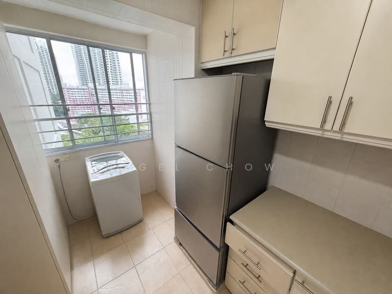 5 Farrer Road, 5 Farrer Road, 3 Bedrooms, 1,324 sqft, HDB Flat For Sale, by Nigel Chow, 500203540 - Kitchen - PropertyGuru.com.sg