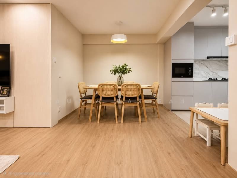 913 Tampines Street 91, 913 Tampines Street 91, 3 Bedrooms, 1,119 sqft, HDB Flat For Sale, by Taufik Batisah, 500203541 - Dining Room - PropertyGuru.com.sg