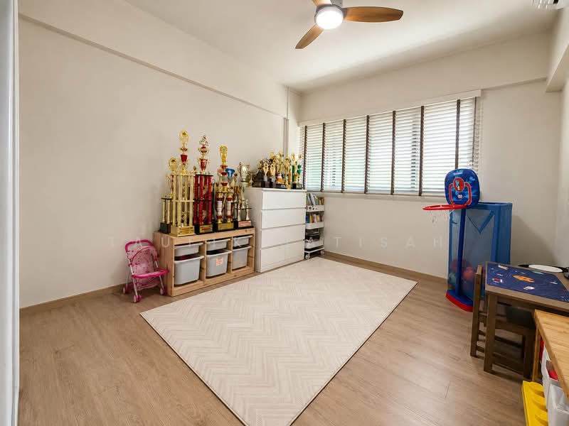 913 Tampines Street 91, 913 Tampines Street 91, 3 Bedrooms, 1,119 sqft, HDB Flat For Sale, by Taufik Batisah, 500203541 - Study - PropertyGuru.com.sg