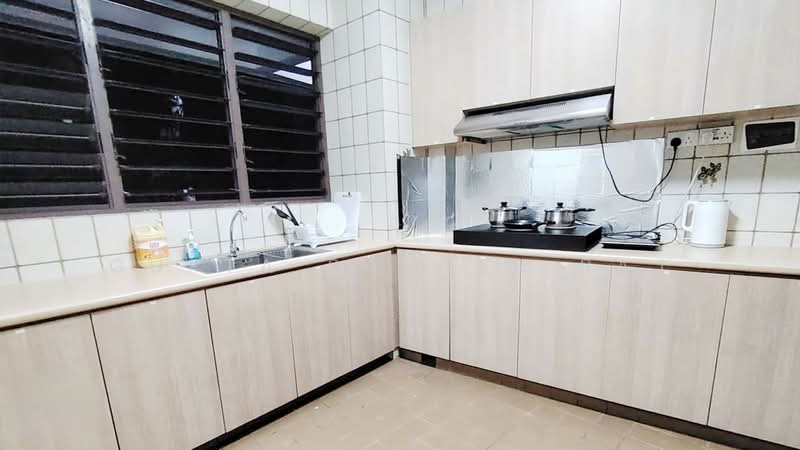 Ivory Heights, Jurong East Street 13, Room Rental, 150 sqft, Condominium For Rent, by Gupta Sameer Raj, 500203546 - Kitchen - PropertyGuru.com.sg