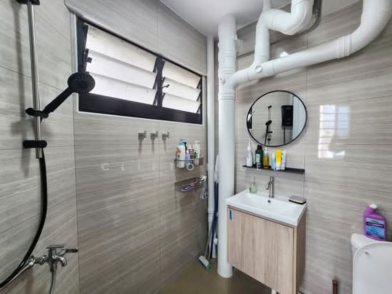 239 Hougang Street 22, 239 Hougang Street 22, Room Rental, 100 sqft, HDB Flat For Rent, by Clifton Lee, 500203549 - Bathroom - PropertyGuru.com.sg