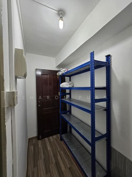19 Jalan Tenteram, 19 Jalan Tenteram, 3 Bedrooms, 1,130 sqft, HDB Flat For Sale, by Sharon Puan, 500203552 - Entrance - PropertyGuru.com.sg