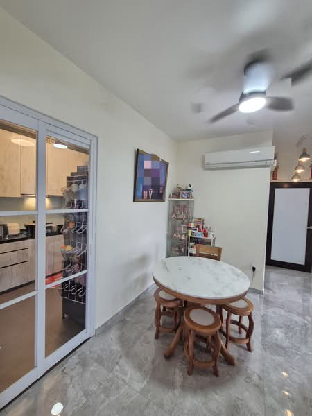 154A Bedok South Road, 154A Bedok South Road, 3 Bedrooms, 1,001 sqft, HDB Flat For Sale, by Ivy Lew, 500203554 - Dining Room - PropertyGuru.com.sg