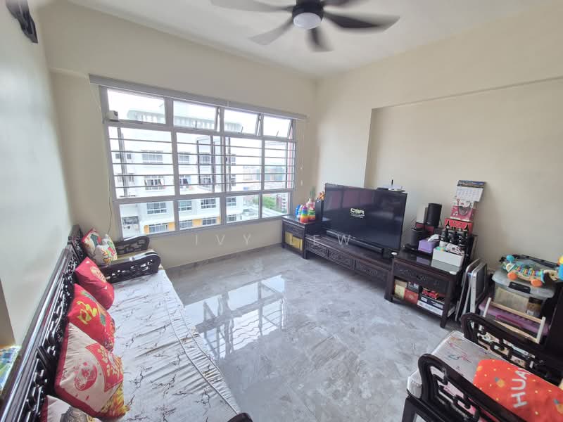 154A Bedok South Road, 154A Bedok South Road, 3 Bedrooms, 1,001 sqft, HDB Flat For Sale, by Ivy Lew, 500203554 - Living Room - PropertyGuru.com.sg