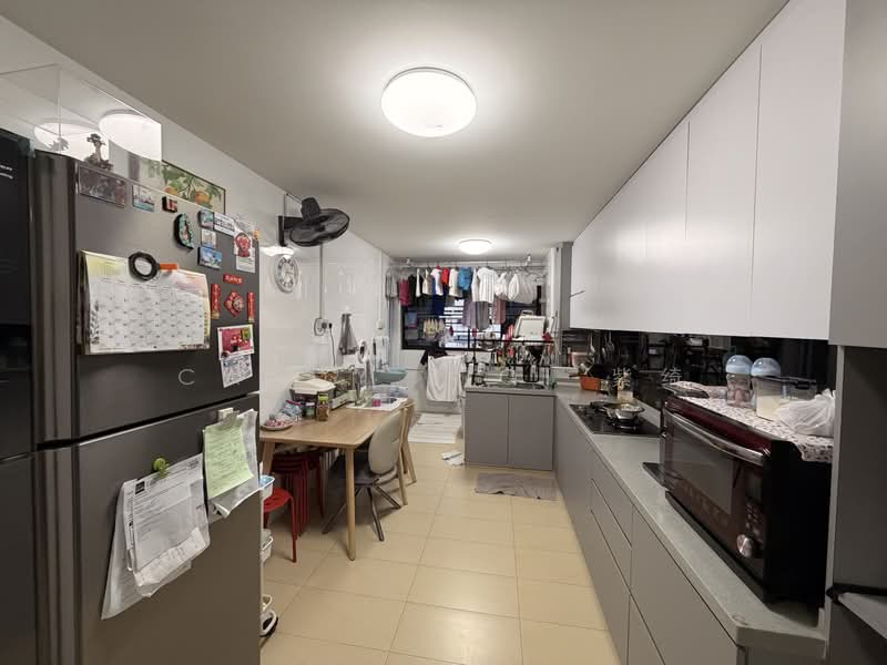 608 Clementi West Street 1, 608 Clementi West Street 1, 2 Bedrooms, 720 sqft, HDB Flat For Sale, by Candy ZiQi 紫绮, 500203559 - Kitchen - PropertyGuru.com.sg