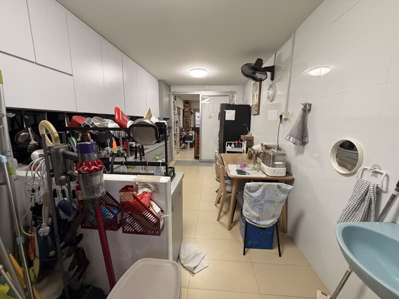 608 Clementi West Street 1, 608 Clementi West Street 1, 2 Bedrooms, 720 sqft, HDB Flat For Sale, by Candy ZiQi 紫绮, 500203559 - Kitchen - PropertyGuru.com.sg