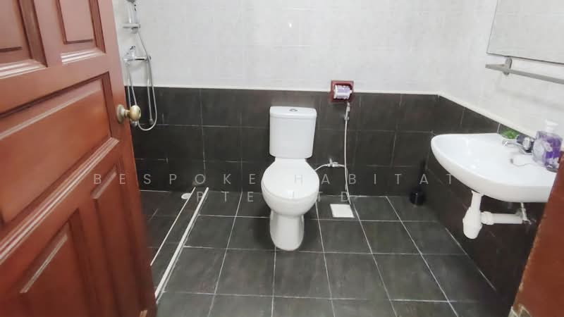 Fragrance Court, 12 Yew Siang Road, Room Rental, 100 sqft, Condominium For Rent, by Bespoke Habitat Pte Ltd, 500203570 - 03-04 MBR4 - PropertyGuru.com.sg
