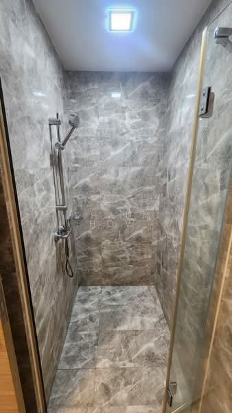 The Santorini, Tampines Street 86, Studio, 305 sqft, Condominium For Rent, by Shaun How, 500203579 - Bathroom - PropertyGuru.com.sg