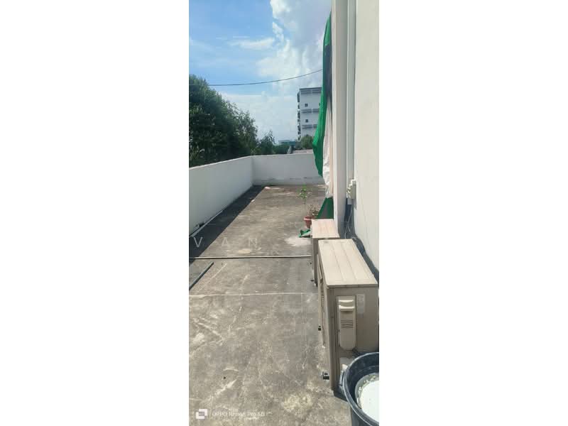 Tuas Bay Drive, Tuas Bay Drive, 5,400 sqft, Factory / Workshop (B2) For Sale, by Van Kas, 500203585 - Exterior - CommercialGuru.com.sg