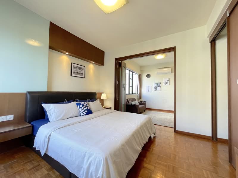 Huge Studio-Esque Master Bedroom | Condo Facilities | Tiong Bahru MRT 3 Mins Walk, 9 Jln Membina, Room Rental, 400 sqft, Condominium For Rent, by Addie Wong, 500203586 - Bedroom - PropertyGuru.com.sg