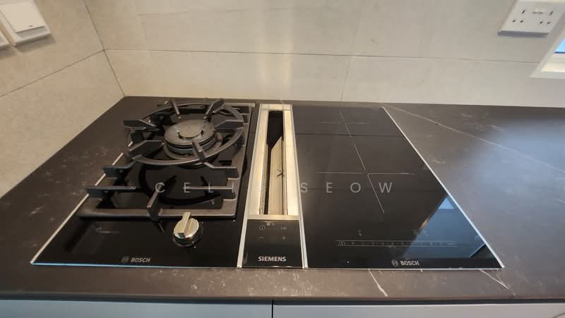 The Dew, 32 Bukit Batok Street 21, 3 Bedrooms, 1,389 sqft, Executive Condominium For Rent, by Celia Seow, 500203587 - Kitchen - PropertyGuru.com.sg