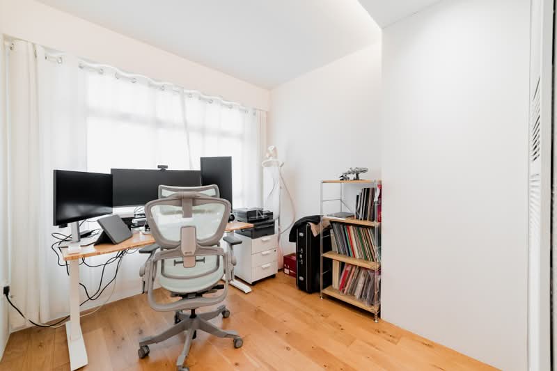 53 Strathmore Avenue, 53 Strathmore Avenue, 3 Bedrooms, 893 sqft, HDB Flat For Sale, by Joanne Ang, 500203594 - Study - PropertyGuru.com.sg