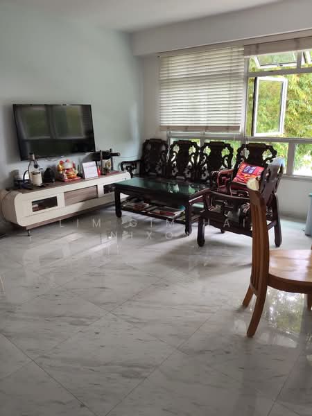 293B Bukit Batok Street 21, 293B Bukit Batok Street 21, Room Rental, 120 sqft, HDB Flat For Rent, by Lim Gim Hai Nixon, 500203595 - Living Room - PropertyGuru.com.sg