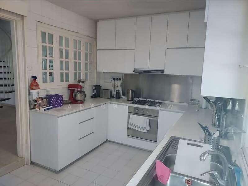 Sian Tuan Avenue, Sian Tuan, Hua Guan, Binjai, Bukit Timah, Dunearn, 5 Bedrooms, 3,300 sqft, Semi-Detached House For Rent, by Lynn Yeo, 500203604 - Kitchen - PropertyGuru.com.sg